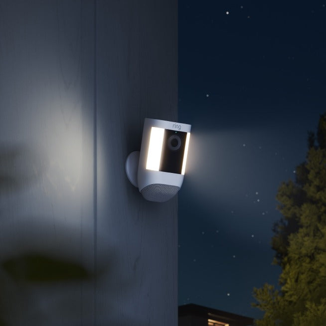 Front and Backyard Deluxe Kit (Floodlight Cam Pro, Wired + Spotlight Cam Pro, Battery)