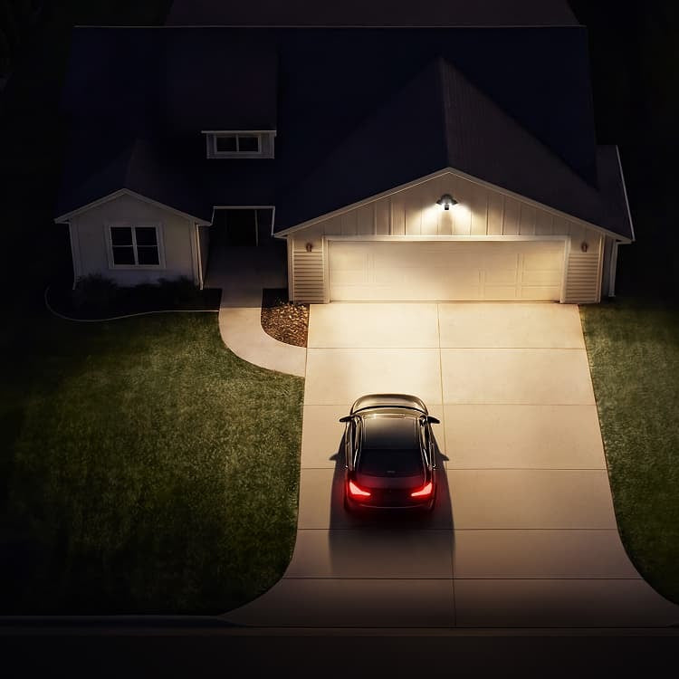 Floodlight Cam (Newest Model)