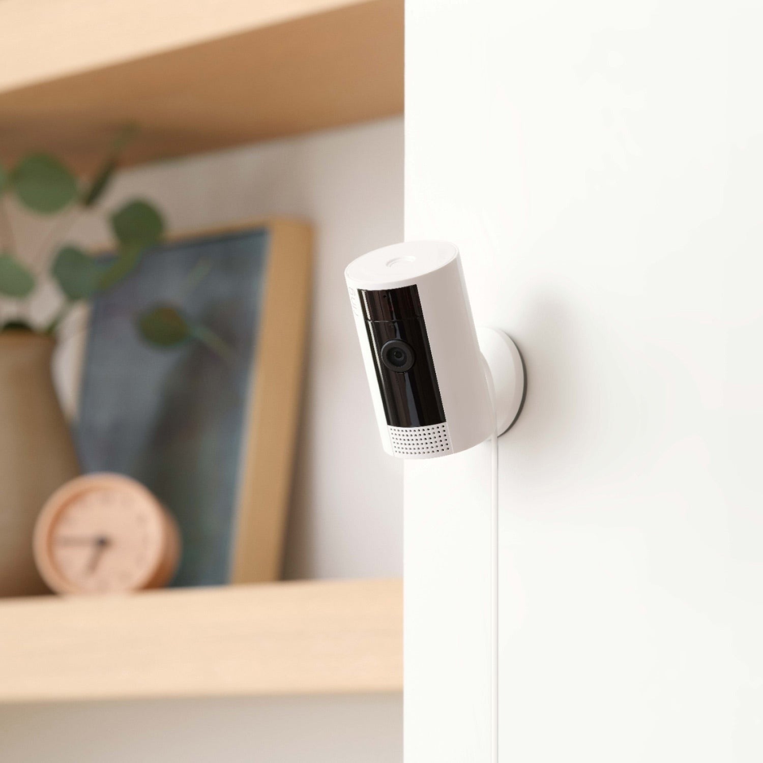 8-Piece Alarm Security Kit + Indoor Cam (2nd Gen)