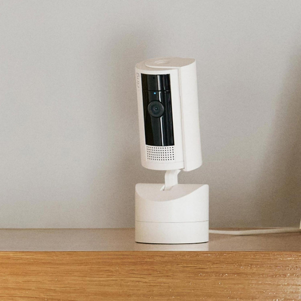 Retail Starter Kit (Plug-In) (Outdoor Cam Plus Plug-In + Pan-Tilt Indoor Cam)
