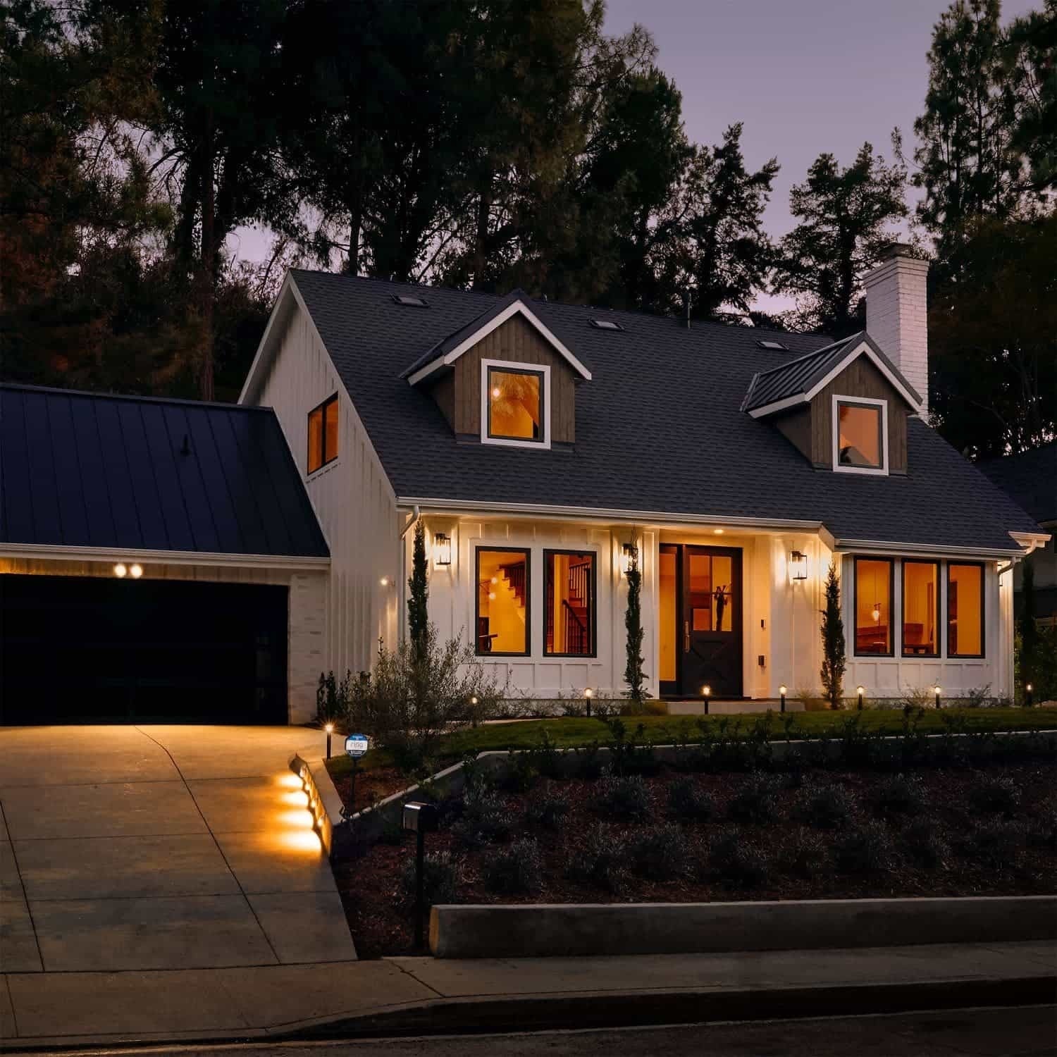 Smart Lighting Spotlight Battery