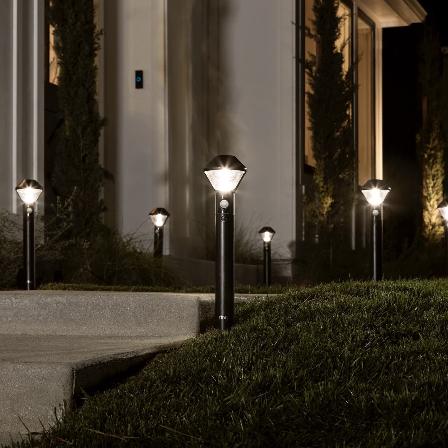 Smart Lighting Solar Pathlight